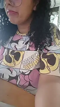 LondonHilton online show from February 28, 9:25 pm