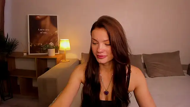 EmmaLuckyy online show from October 2, 6:51 am