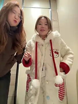 redrose520 online show from December 21, 1:59 pm