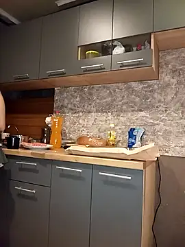 kisette online show from October 10, 6:02 pm