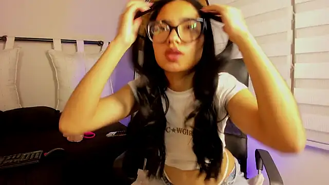 cherry bunnyx online show from October 3, 4:28 am