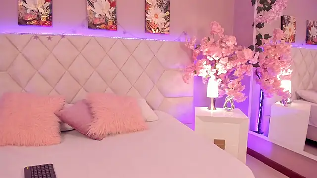 Charlotte hall  online show from March 4, 3:24 am