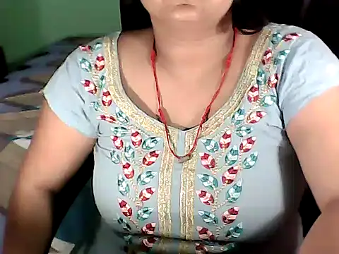 BABITA KUMARII online show from September 30, 7:36 am