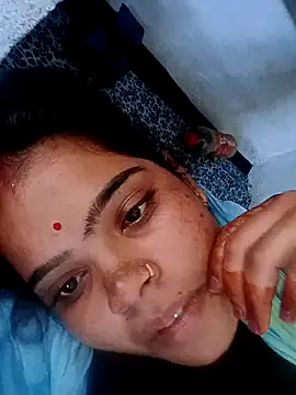 Snapshot of Cuty_nensi chatting on October 2, 7:13 am Cuty nensi online show from October 2, 7:13 am