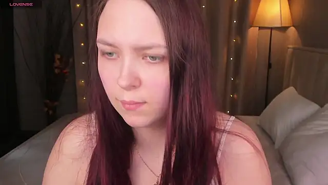 Monica  Queen online show from April 17, 5:31 am