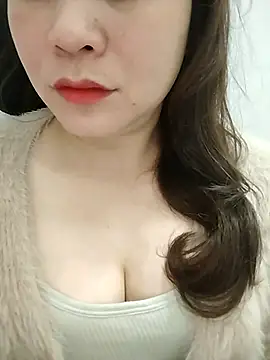 Girl Shy2000 online show from March 11, 3:14 pm