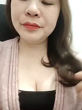 Girl Shy2000 online show from March 14, 3:35 pm