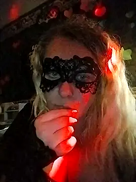 Snapshot of Fiona696 chatting on September 24, 5:34 pm Fiona696 online show from September 24, 5:34 pm