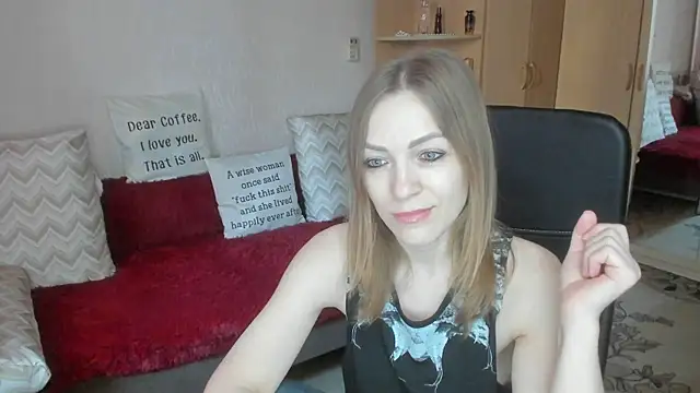 Tiffany Bates online show from March 14, 11:55 am