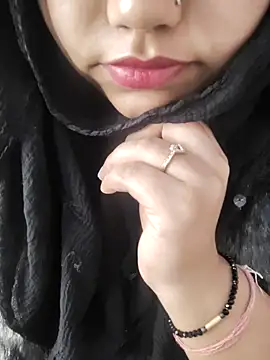 Miss Rose   online show from February 6, 6:17 am