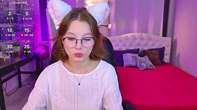 Bubblegum Babe  online show from October 26, 8:48 pm