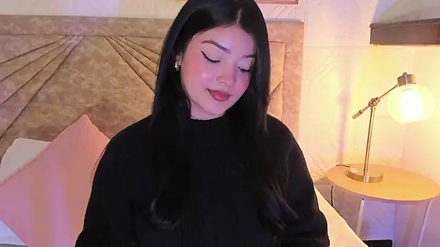 EmmaBlossom online show from February 25, 1:20 pm