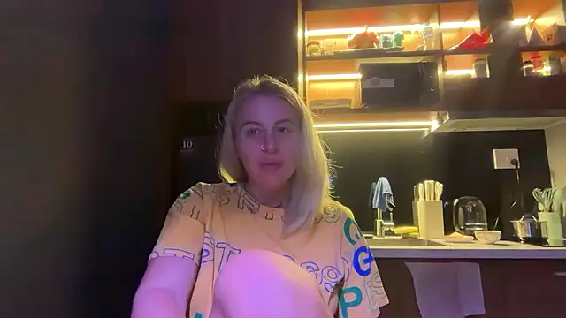 Miravynn online show from February 20, 4:52 pm