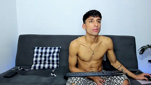 joe foxx online show from October 23, 5:02 am