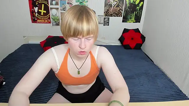 Cattie w  online show from May 27, 1:27 am