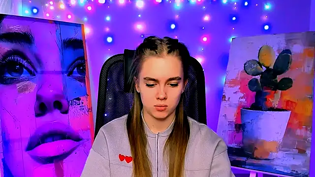 JuneWoods online show from February 12, 7:21 am