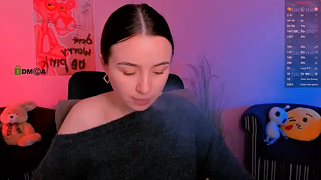 leslie bird online show from November 23, 9:55 am