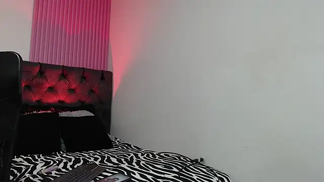 iam kinky online show from October 27, 2:12 pm