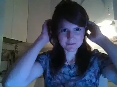 Arivonne online show from February 28, 9:14 pm