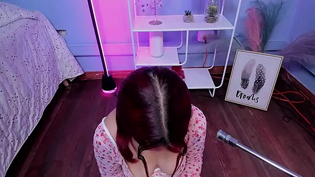 KathiaSaenz  online show from December 3, 4:26 am