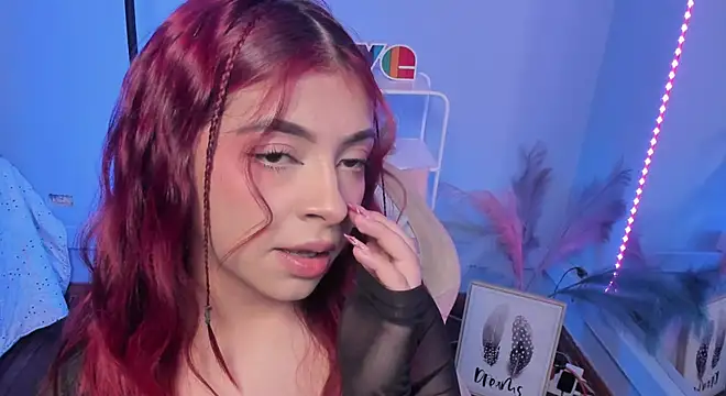 KathiaSaenz  online show from January 17, 4:42 am