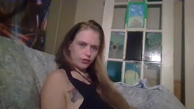 fuqmeovrplz online show from October 9, 4:00 pm