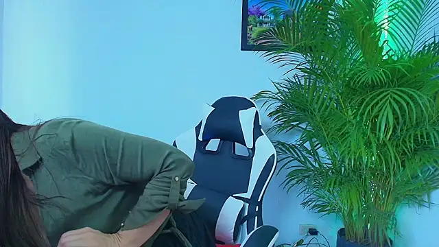 Carol Miss2 online show from November 10, 2:45 pm