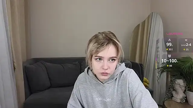 MayWins online show from November 27, 9:39 pm