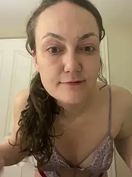 sexybriiiixoxo online show from April 20, 4:48 am