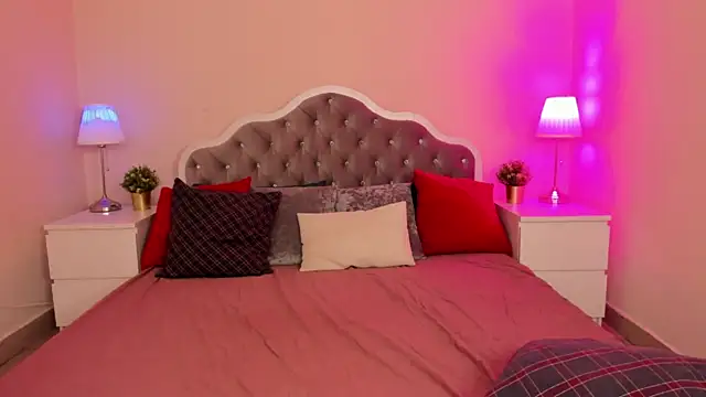 CamillaDreamer online show from September 30, 3:50 pm