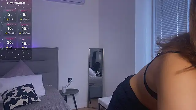 Sienna Mi  online show from October 23, 5:35 am