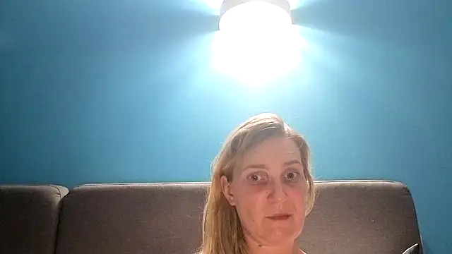 linterditehot online show from October 29, 6:54 pm