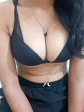 Meenu rani6 online show from February 5, 6:22 pm