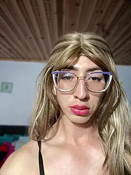 NICOLLE  12 online show from December 18, 7:29 pm