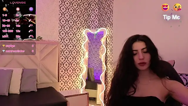 Ixchel tay online show from January 13, 3:23 am