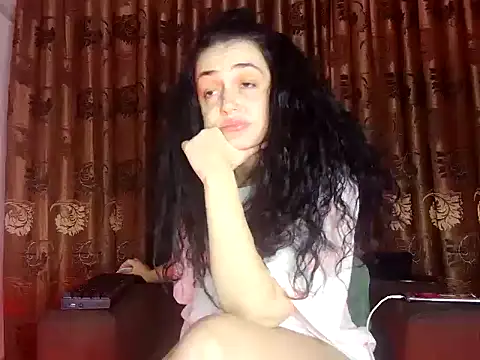 JadeLure online show from October 22, 9:31 pm