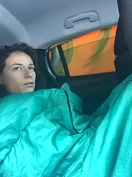 GoldenPussy1329 online show from November 9, 9:38 am