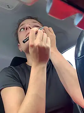 GoldenPussy1329 online show from October 23, 1:17 pm