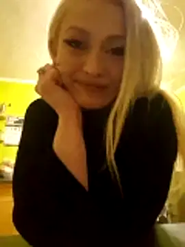 CoMiZrobiszJakMnieZlap666 online show from December 20, 5:44 am