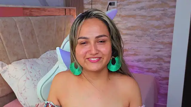 lila cute1 online show from October 23, 3:40 pm