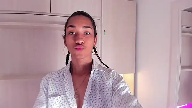 AnahiCollins online show from November 8, 3:28 pm