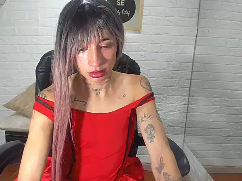 Mila Leon online show from November 1, 7:01 am