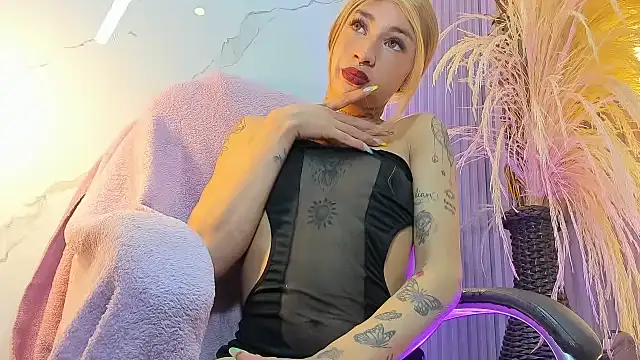 Mila Leon online show from July 12, 4:02 am