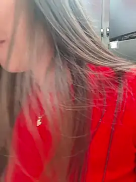 EmmaValencia  online show from March 3, 10:05 pm