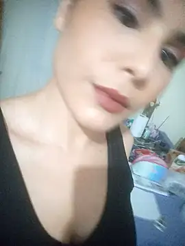 Snapshot of Arisbet333 chatting on October 17, 10:46 pm Arisbet333 online show from October 17, 10:46 pm