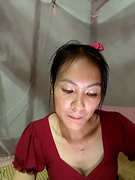 Snapshot of Yaya_tara chatting on October 1, 1:27 pm Yaya tara online show from October 1, 1:27 pm