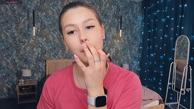 MondoNeko online show from December 19, 7:22 am