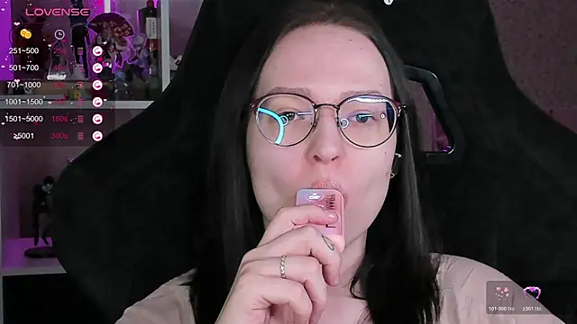 power robynn online show from March 19, 10:52 am