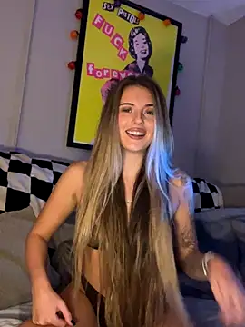 Snapshot of EllieEllxx chatting on October 30, 9:38 pm EllieEllxx online show from October 30, 9:38 pm