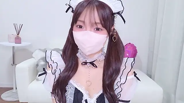 Seira  nn online show from February 24, 1:32 pm